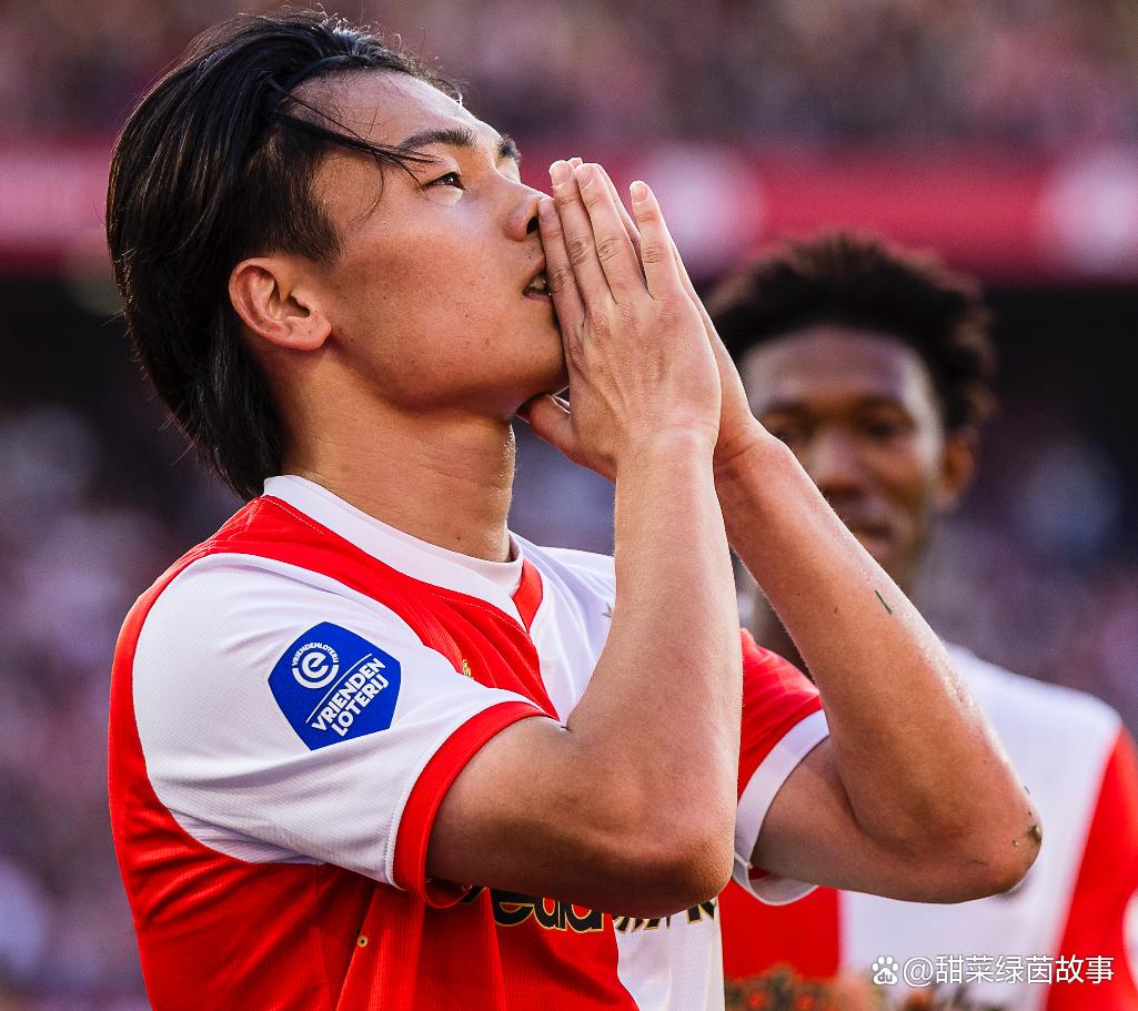 九游网页版-赛地聚焦：荷甲集结日热度飙升，新奥尔良鹈鹕战术微调，话题不断，年轻球员得到机会的简单介绍