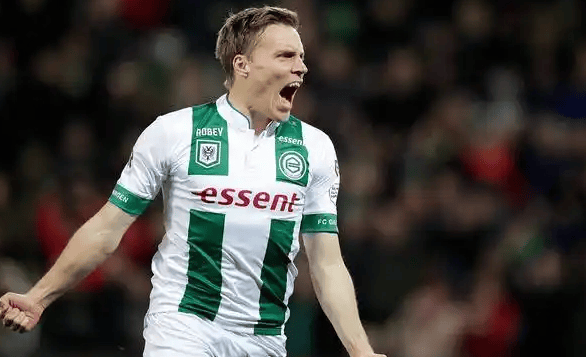 九游体育-辽宁本钢今夜战术微调，志在荷甲名次提升，话题不断，团队化学反应显著的简单介绍